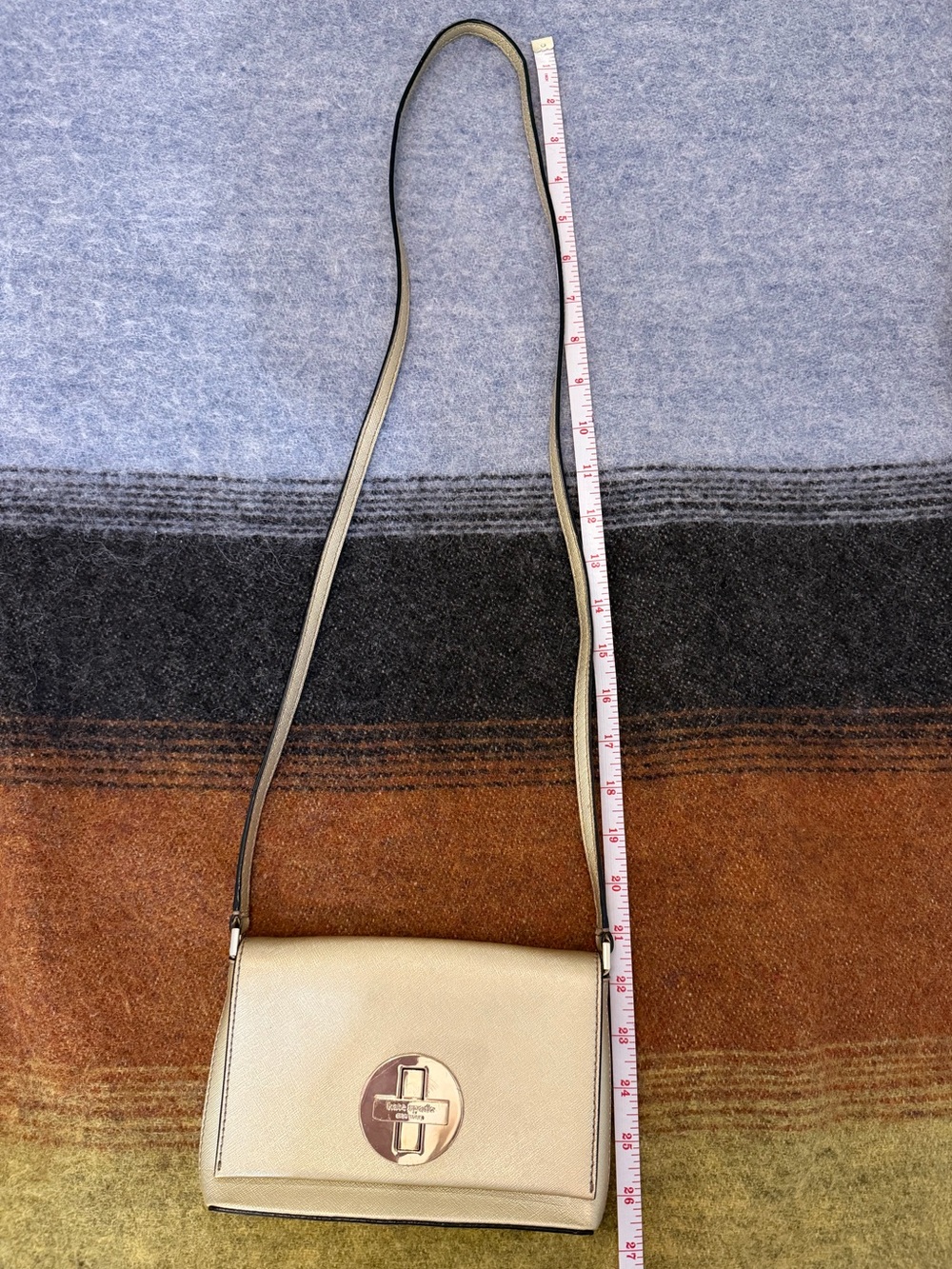 Kate Spade New York Mid-2010s Metallic Gold Saffiano Leather Turn Lock Crossbody - Picture 8 of 11